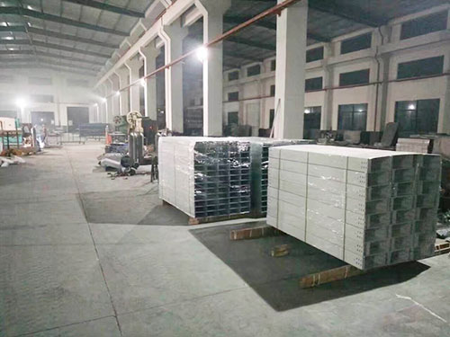 廠房設(shè)備3 廠房設(shè)備3